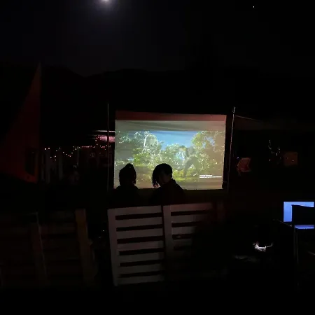 Cort de lux Montis Dom Colibiţa